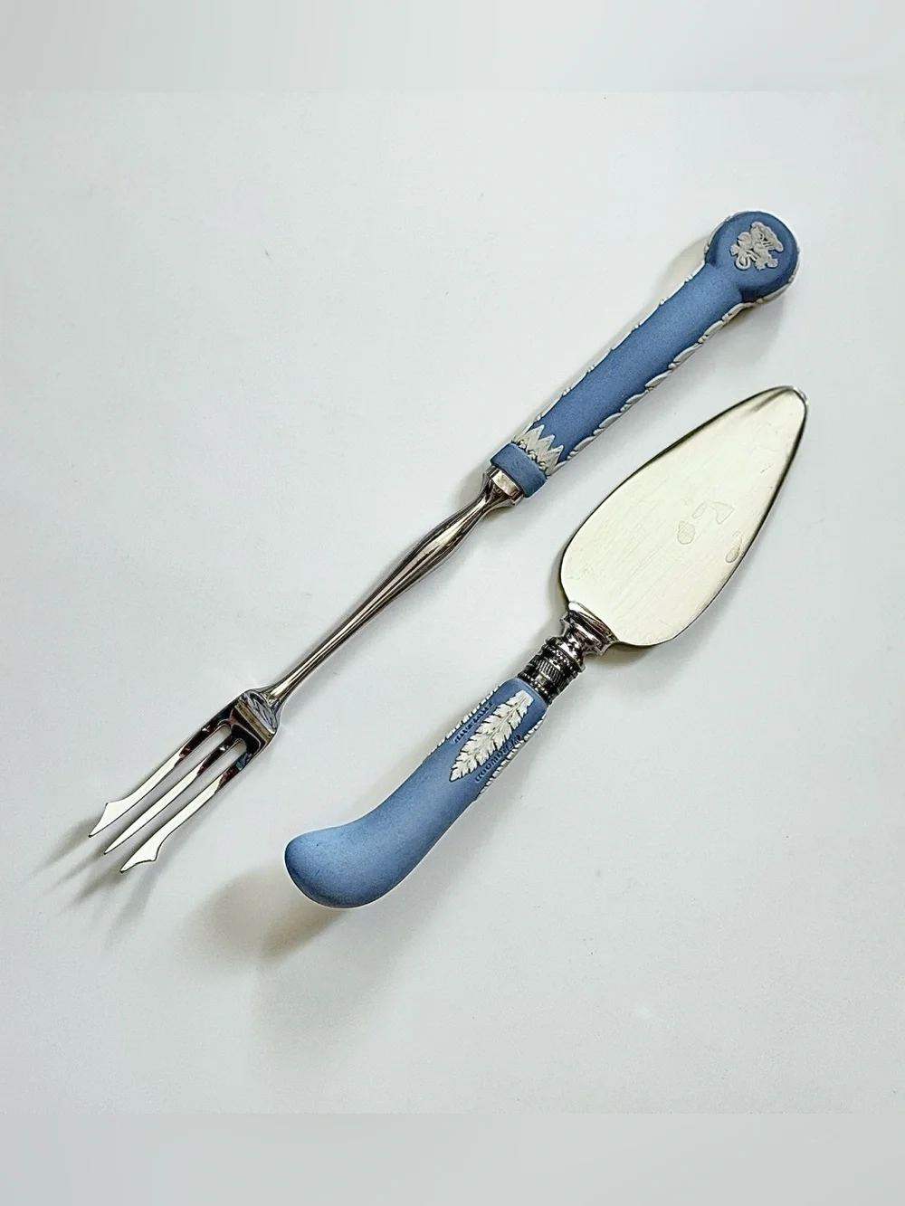 Wedgwood Cream on Lavender Blue Jasperware Cake Knife & Pickle Fork Set England